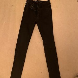 Black skinny jeans